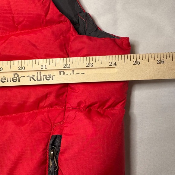 The Northface Down 700 Vest Red & Black Size XL - Picture 5 of 13